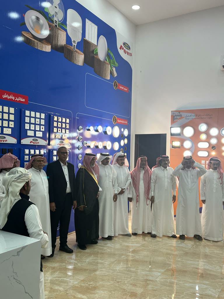 sajirlive's tweet photo. 🔻 تم مساء اليوم الأربعاء الموافق 1445/1/1 إفتتاح الفرع الثالث لشركة السيف لمواد البناء بساجر بحضور عدد كبير من أهالي المنطقة دعواتنا لرئيس مجلس إدارة الشركة رجل الأعمال الأستاذ سيف بن صعيقر الحافي بالتوفيق والسداد https://t.co/iHtNWplInh