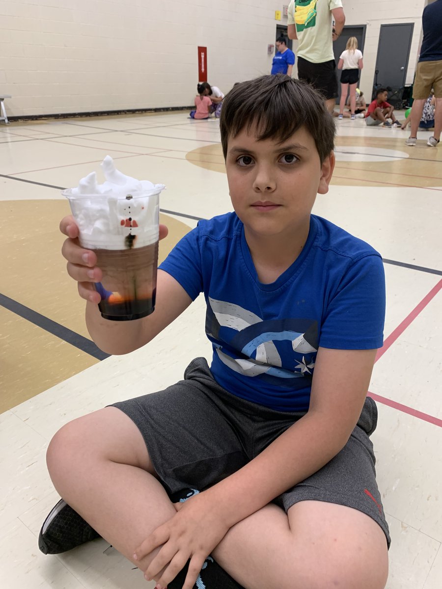 rdsbcodesummer1's tweet photo. Today Let's Talk Science, an outreach group from Cambrian College, came to visit the Adamsdale site!  We did three fun experiments with their guidance.  Students had fun while learning more about science! https://t.co/vHtmDBumOY