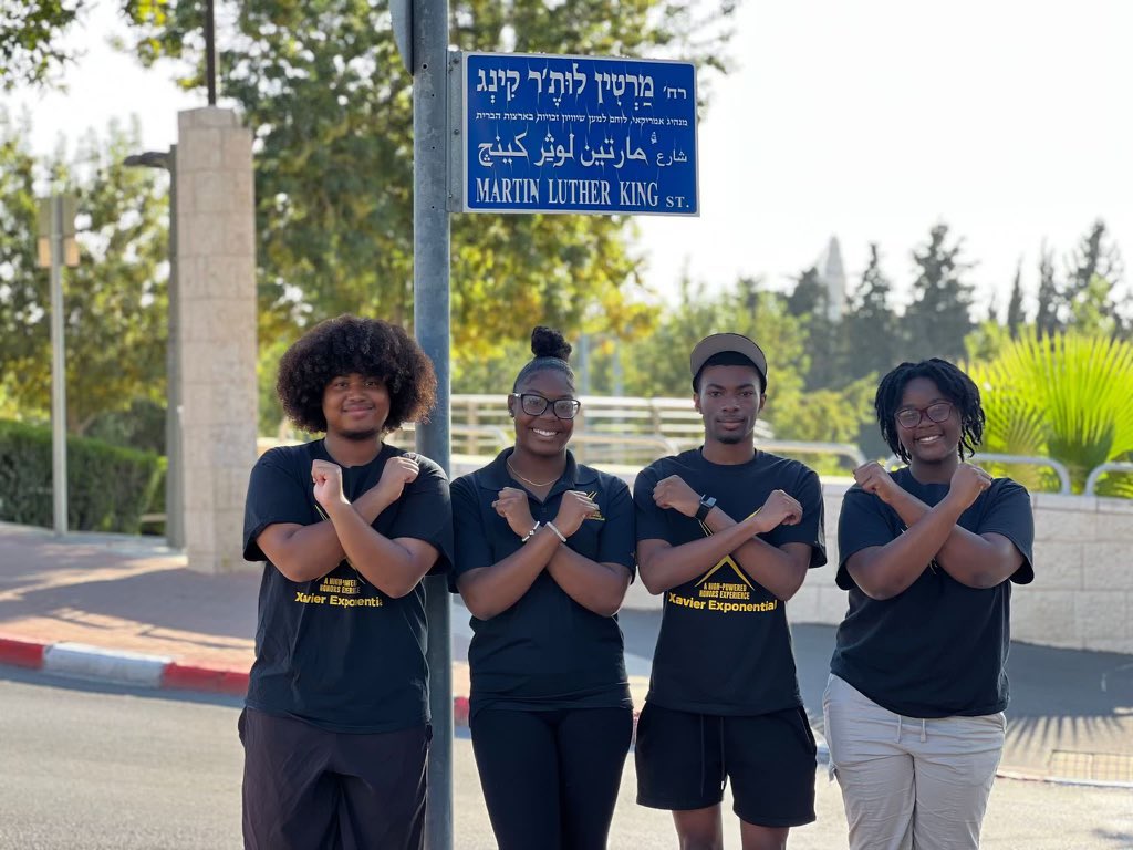 XU Exponential tweet media