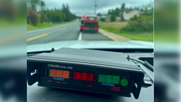 BathurstNL's tweet photo. Driver nabbed at 131 km/h in a 50 zone https://t.co/raCPhi9Gaw https://t.co/EcWh5EW9By