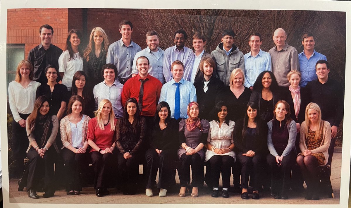 DrGinty's tweet photo. ⁦@UCLanDentistry⁩ This photo is our first cohort who started in 2007. Last week we graduated our 13th cohort. https://t.co/Xo9CipxLcK