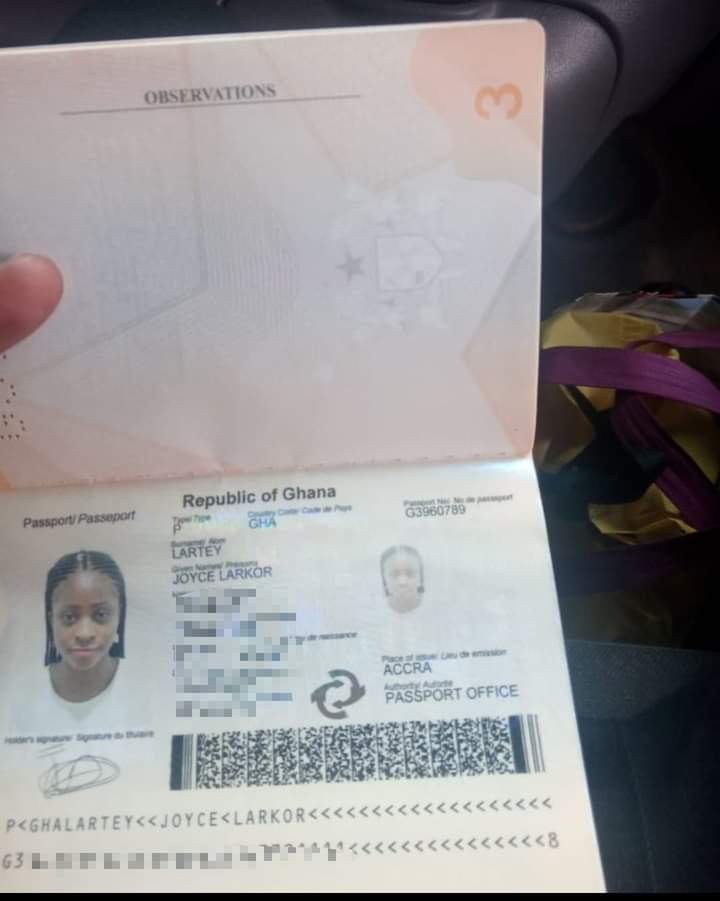 Adigun4ALL's tweet photo. Hello Ghana Influencers.
Good evening. Pls help post this info, this passport was found in a trotro from Nsawam to Pokuase. If anyone here knows her should contact 0503284105 @_highestplus @gyaigyimii @LKKesse @2_Tynx_ @Abrantielove @ewura__abena https://t.co/cOLWMh5Qlb