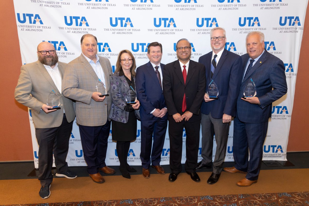 BusinessUTA's tweet photo. Real Estate Conference connects professionals & academics.
“We wanted to gain insights into the latest developments in DFW real estate and exchange knowledge and experiences," says Dr. Sriram Villupuram, Real Estate Graduate Professor.
#RealEstate #UTABusiness #DFWTX https://t.co/ML7ng6CxTe