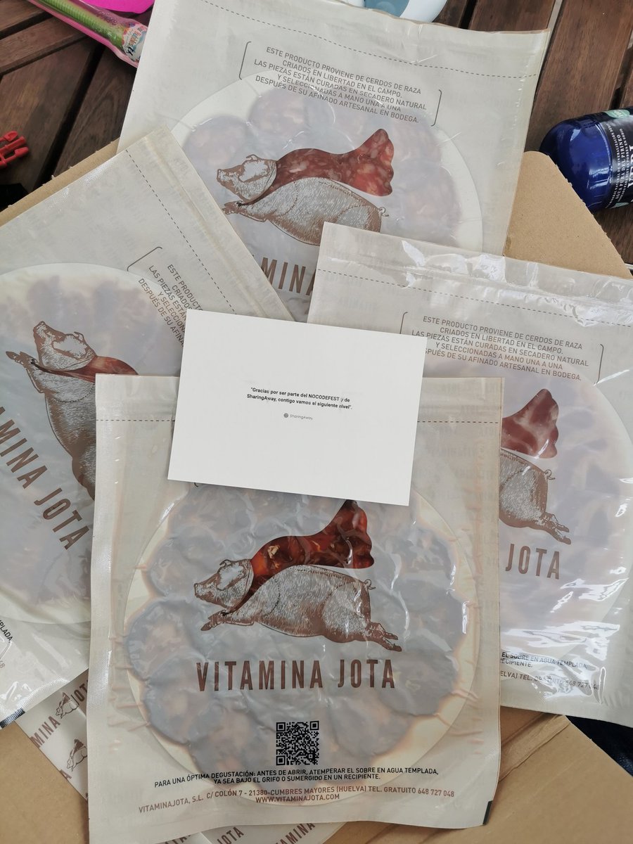 .@SharingAway + @JotaVitamina , el combo definitivo

Gracias!