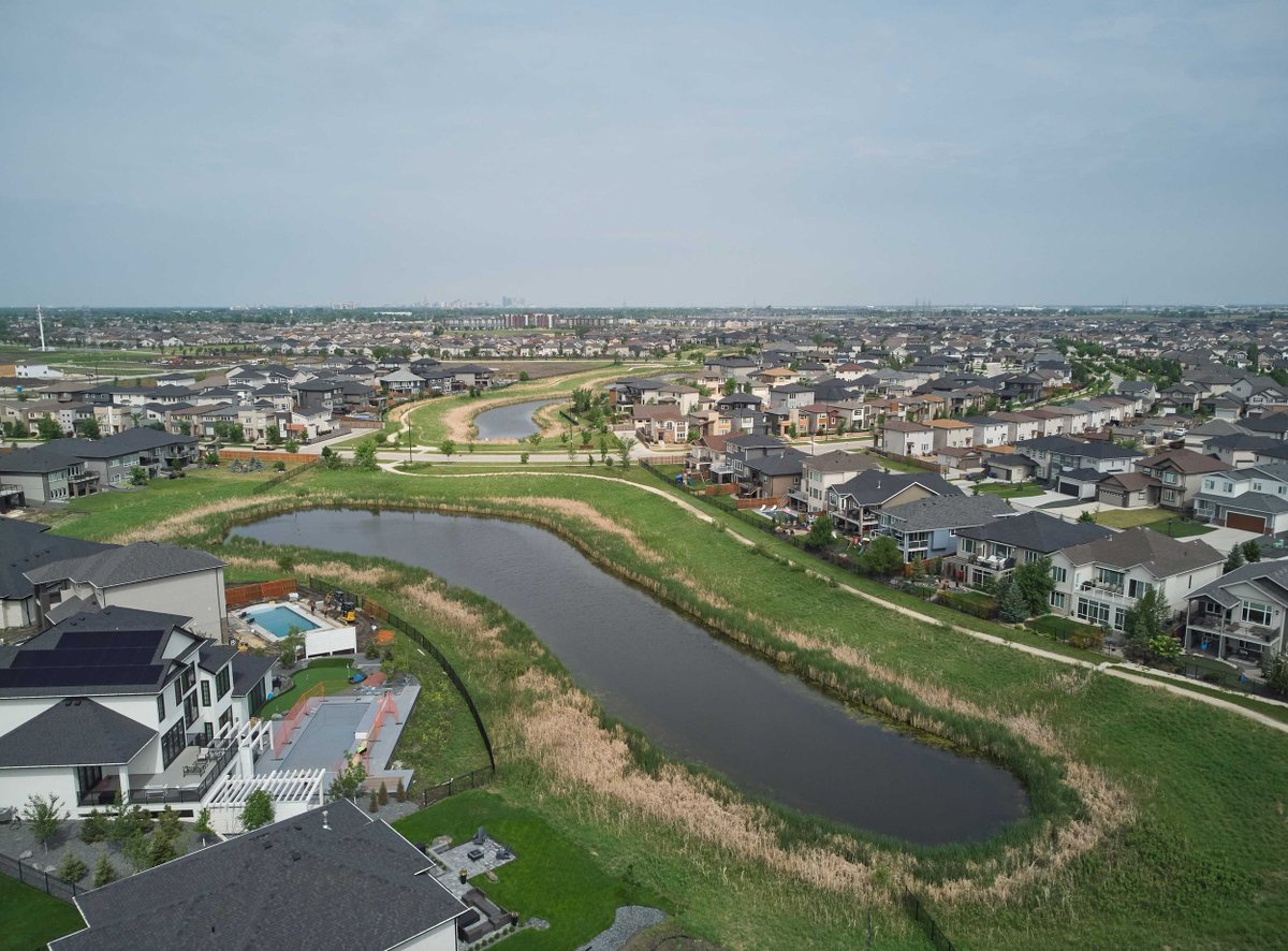 WCAnews's tweet photo. Our young leaders group, YCLM, is hosting a tour of Sage Creek with Qualico Communities on August 22. Details and registration here: https://t.co/I9EE3EG3wk https://t.co/ePTN8kxuJZ