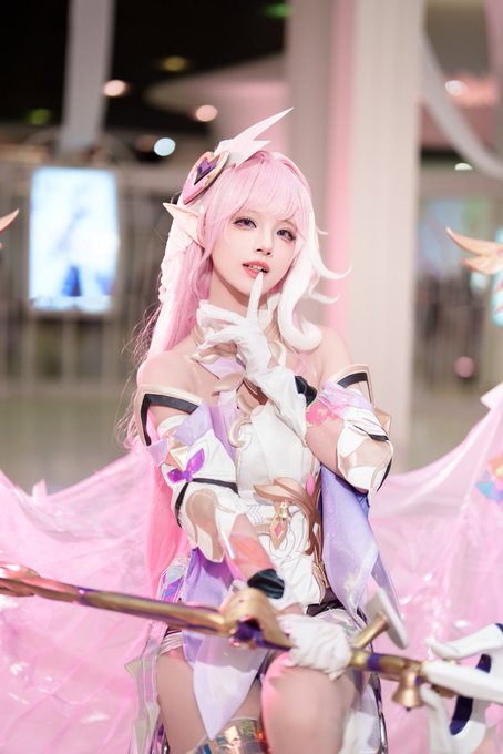 Twitterのコスプレ画像24