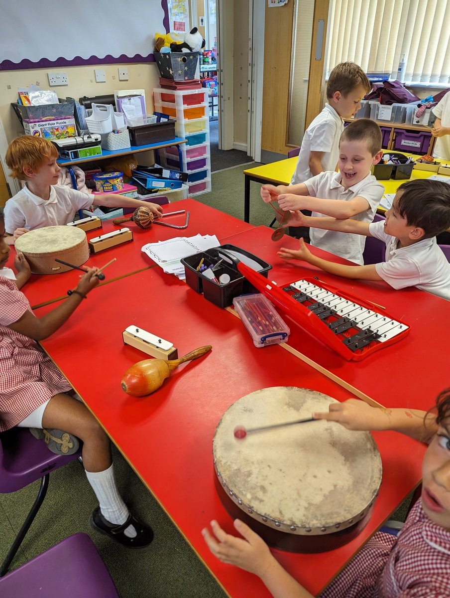 Mrs Hunt tweet media