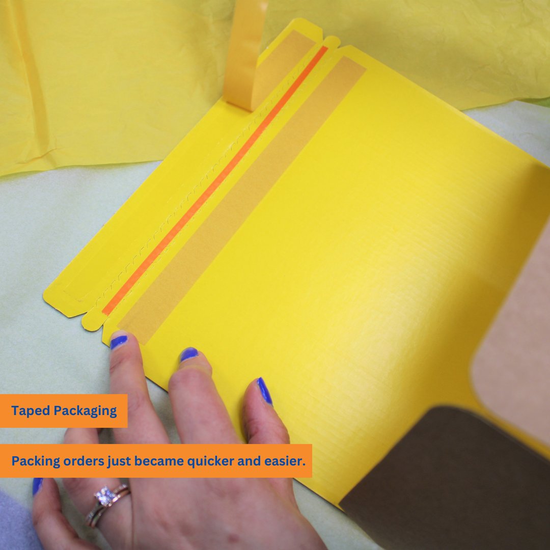 Boxed_Up's tweet photo. Having seal strips and ripper tape on your boxes makes packing up orders and gifts so much easier. Streamlining the process and saving on packing time 📦
https://t.co/Vpm8SfTX3s
#tapedpackaging #tapedbox #selfseal #colouredpackaging #stockboxes #giftboxes https://t.co/FgsopuYVVF