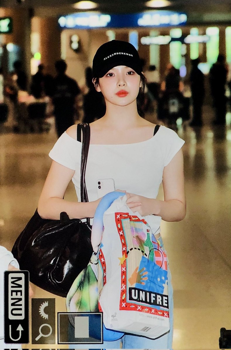 adyapics_'s tweet photo. #CHAEEUN fansites https://t.co/Olk5T3JiJz