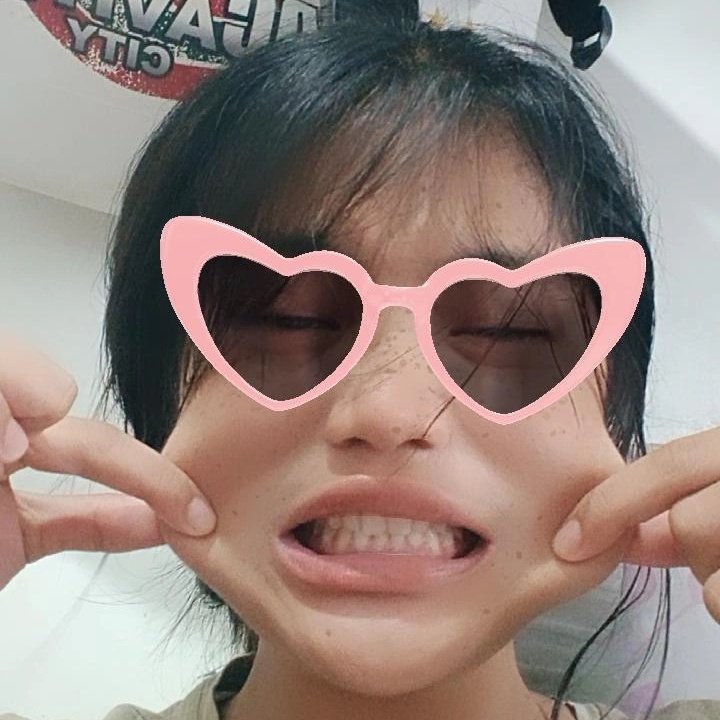 SUPERICA's tweet photo. Ghaadd u think ur cute? https://t.co/f0ajSb0JkI