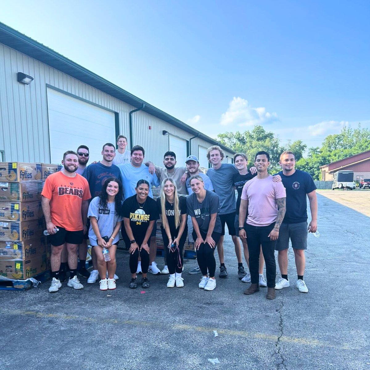 rhmstaffing's tweet photo. #TeamRHM from the Tinley Park office recently dedicated their time to help out at #sharefestwillcounty, where they packed boxes of food for families in need. Supporting our #community is at the heart of what we do, and we love giving back together as #team whenever we can. https://t.co/WwdDFQY6t6