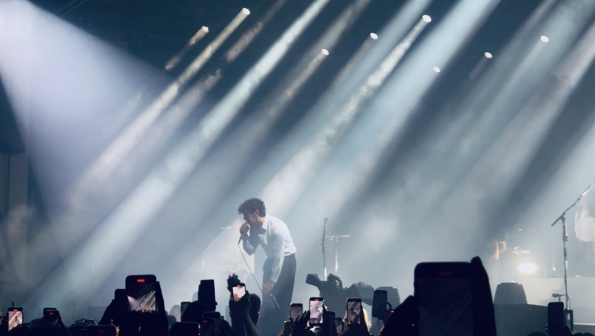 fharihin's tweet photo. i can now sleep in peace 🤌🏻
#the1975singapore #attheirverybesttour https://t.co/m1bXnnERWz