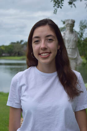 PBVolunteers's tweet photo. Howdy! 

We're thrilled to introduce y'all to Claire Downs. She's one of our incoming volunteers.

She's our second volunteer from @aggiecatholics. She'll be serving as a community health worker at @KCCAREHealth

https://t.co/JVnZDxKiaj

@TAMU @CatholicVolNet https://t.co/uoi9CITLoW