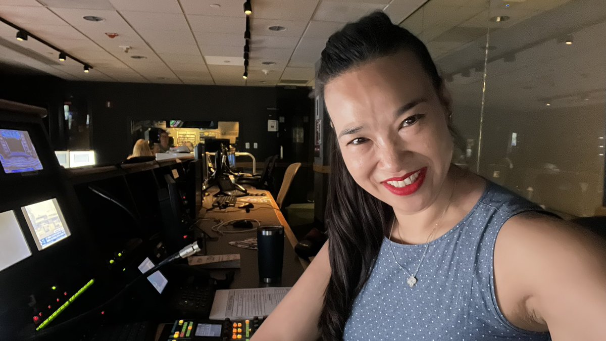 KaLaiWong's tweet image. Found a spot today. Crazy, right?  Now I’m going to invent things to do before I leave work! Like grocery shopping! 
#momming #workingmom #makingtv #womenintech #womeninengineering #womenengineers #parkingspot #jackpot #hustle #neverstop