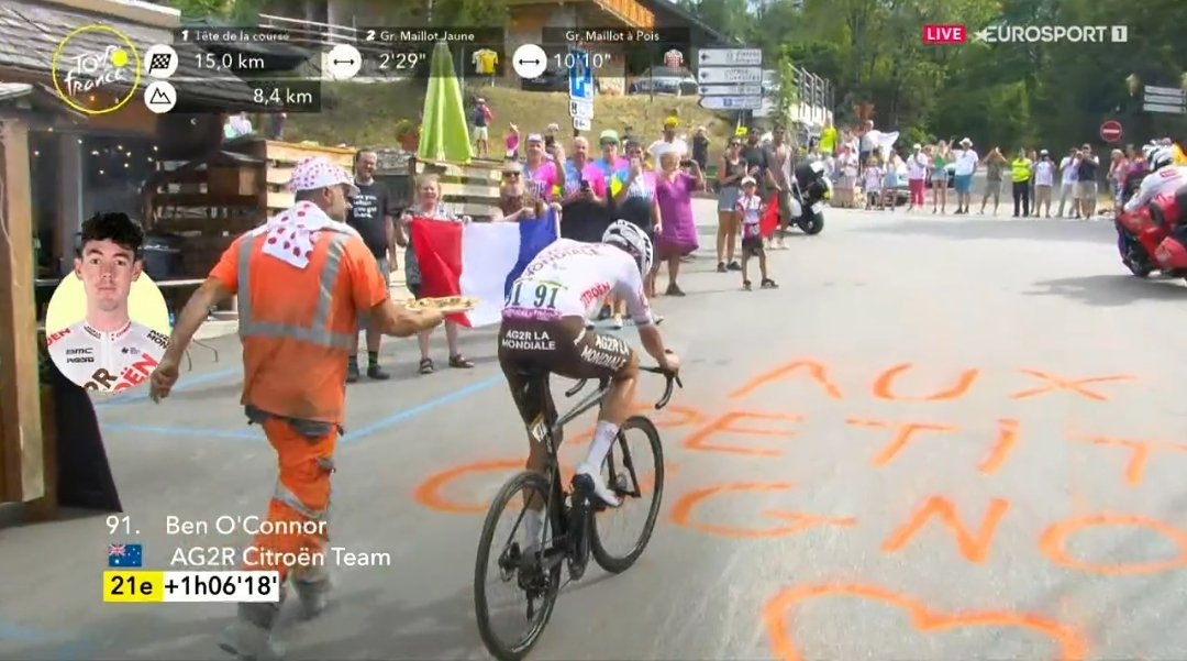 F1aFC0NWIAE-p6p?format=jpg&name=medium