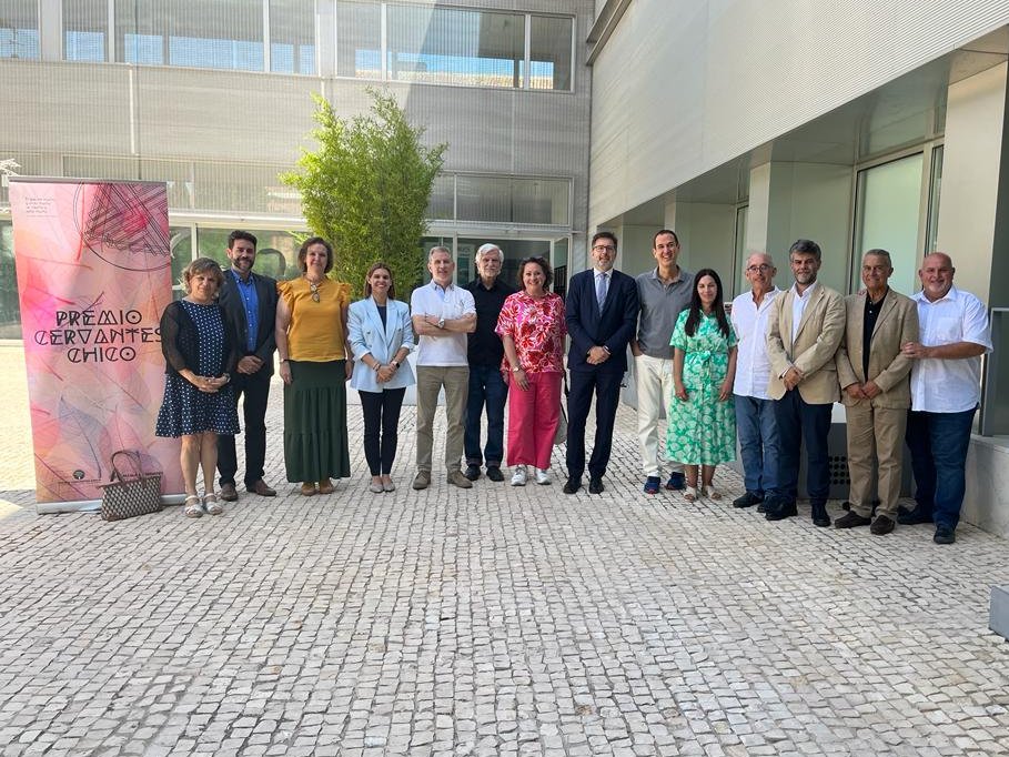 📖 Pedro Mañas, ganador del Premio Cervantes Chico de Literatura Infantil y Juvenil 2023.

▶️La autora ecuatoriana María Fernanda Heredia, reconocida como autora Iberoamericana 

▶️ Además, la XXVII edición ha otorgado reconocimientos “por su trabajo, valor y entrega” a dos