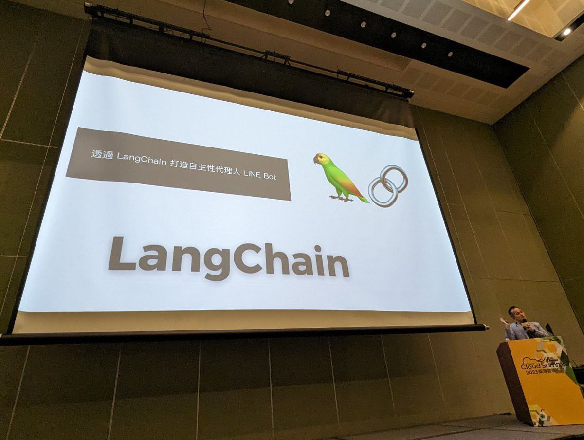 Evan_Lin's tweet photo. I might be one of the first speakers to discuss @langchain in a major venue in Taiwan. Autonomous chatbots or agent services are set to become a mainstream topic in the market.
I hope every to build the LINE OA, we can together 'Close the Distance.' #CloudSummit2023 https://t.co/N5ELTtiBZa