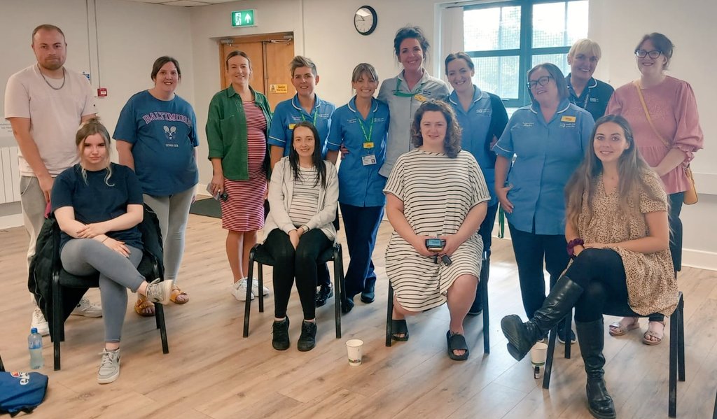 #CoMCTeamEmerald were delighted to hold their first 'meet the team' morning. This meant women and their families in the #CoMC caseload could meet with the midwives who will be providing all the care through their pregnancy journey and chat with other mums-to-be. #teamSHSCT