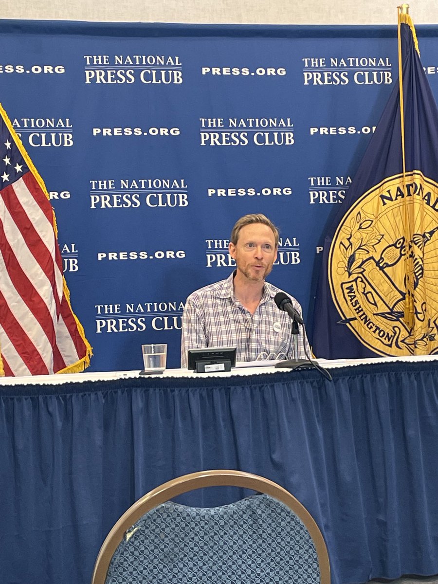 Paul Beckett (@paul4thepress) on Twitter photo My colleague <a href="/danielnasaw/">Daniel Nasaw</a> reading Evan Gershkovich’s work at the <a href="/PressClubDC/">National Press Club</a> 24-hour read-a-thon to remind the world that #journalismisnotacrime #IStandWithEvan #FreeEvanNow My colleague <a href="/danielnasaw/">Daniel Nasaw</a> reading Evan Gershkovich’s work at the <a href="/PressClubDC/">National Press Club</a> 24-hour read-a-thon to remind the world that #journalismisnotacrime #IStandWithEvan #FreeEvanNow