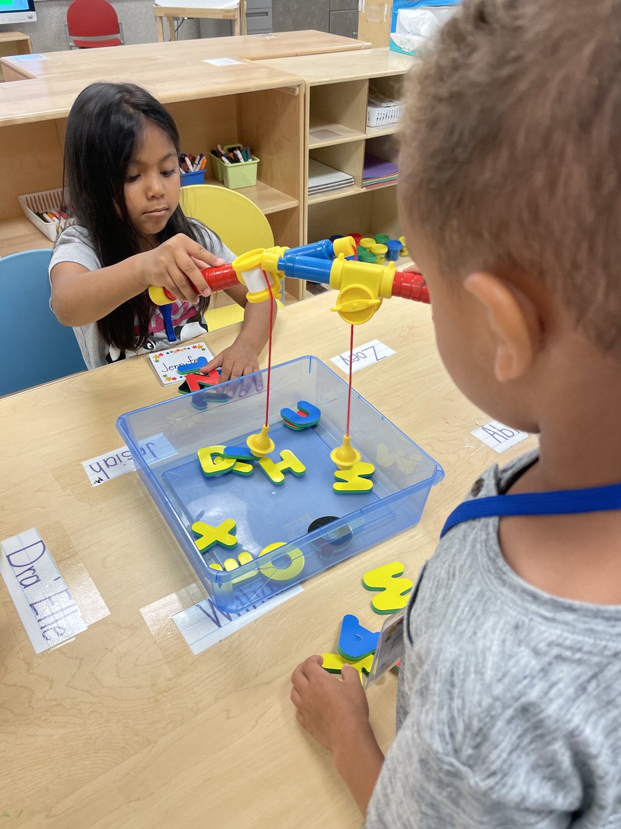 KINDERGARTEN HERE WE COME: The Super Leader capes are on and we’re rollin’ with another day of #Ready4K Camp. These 4 and 5 year olds are learning how to share, use a pencil, spell and be great classmates before they enter kindergarten in a few weeks. ⁦@JCPSEARLY⁩