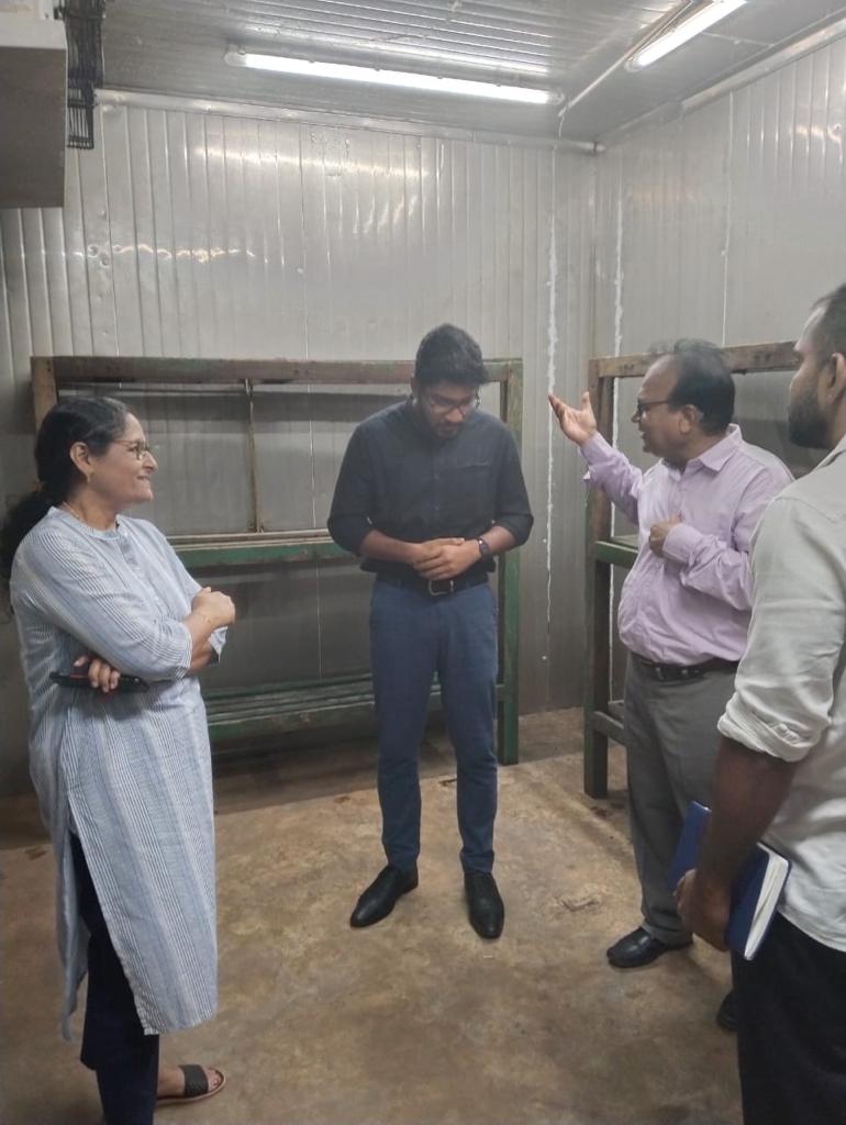 DC along with AC(HQ) and other officials of Fiehsries dept visited the newly repaired 10 MT capacity Cold Storage (2 chambers, 5 MT Freon based and 5 MT Ammonia based). The facility will benefit Fiehsries in CarNic.