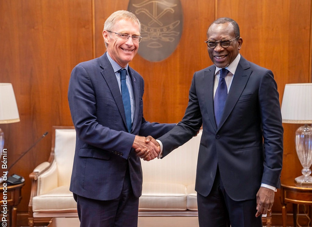 PresidenceBenin's tweet photo. Au menu des échanges, les projets financés par @leFIDA au Bénin et apprécier les perspectives de renforcement de la coopération entre @leFIDA et le Bénin. #BeninDiplomatie #Wasexo #AudiencePR https://t.co/9ZtSdxRo1R