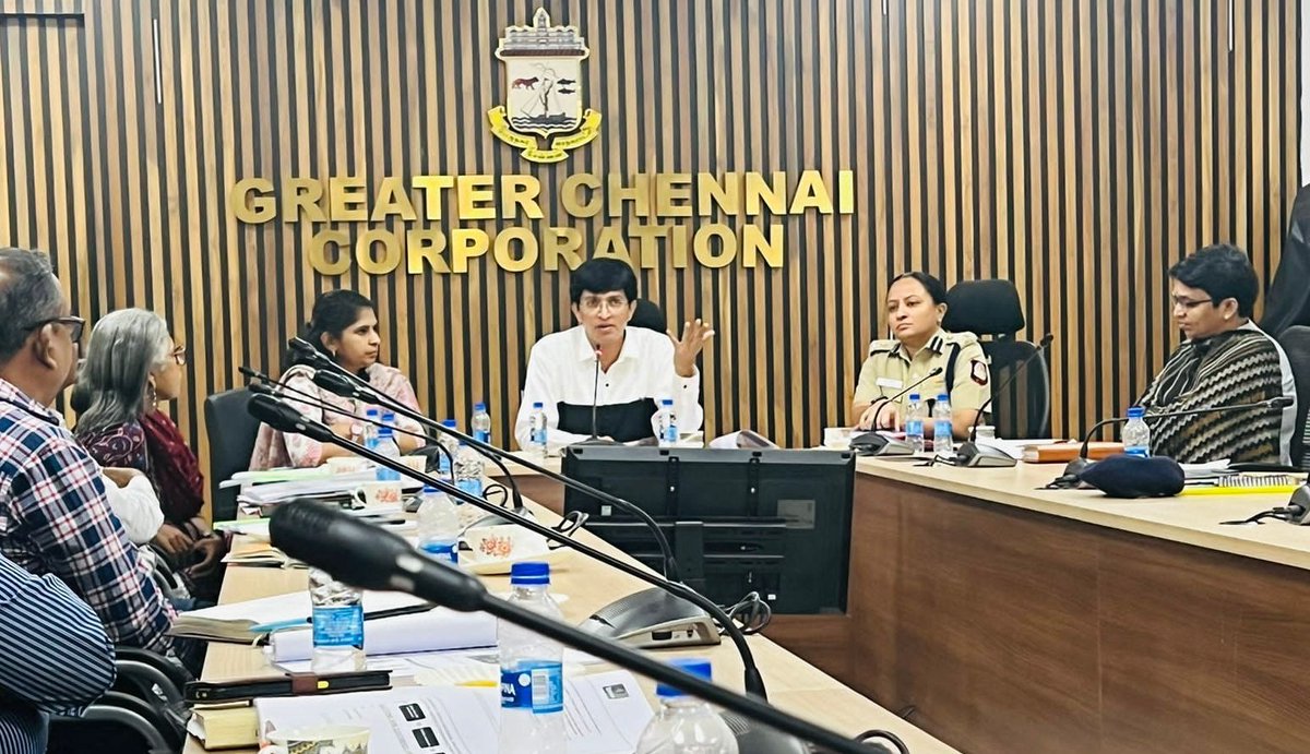 chennaicorp's tweet photo. #GenderandPolicyLab hosted its 3rd working group meeting with officials from @chennaipolice_, MTC, @cmrlofficial, @Cumtaofficial, @gmsrailway & @CMDA_Official. Chaired by Commissioner the meeting focused on key findings from the city-wide #perceptionstudy.
#ChennaiCorporation https://t.co/prdy046Cz5