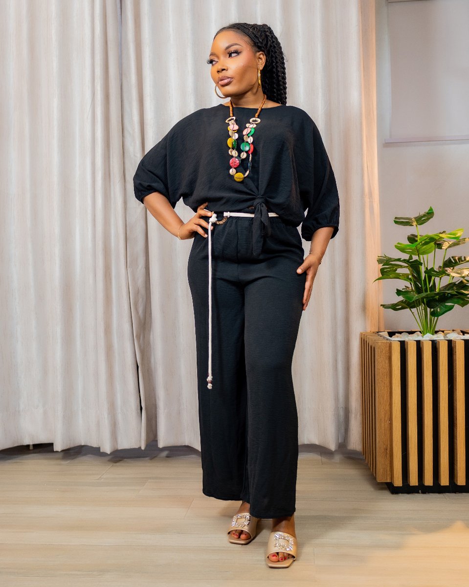 BeSazBoutique's tweet photo. Embrace Style with the Tazia Co-ord Set

Available in sizes 8 -14 for just N30,000

Send us a DM to Shop

OR

Visit https://t.co/sQ4VUfMGtb using the Link in Bio

We Deliver Nationwide🇳🇬 https://t.co/IhnWs4J4St