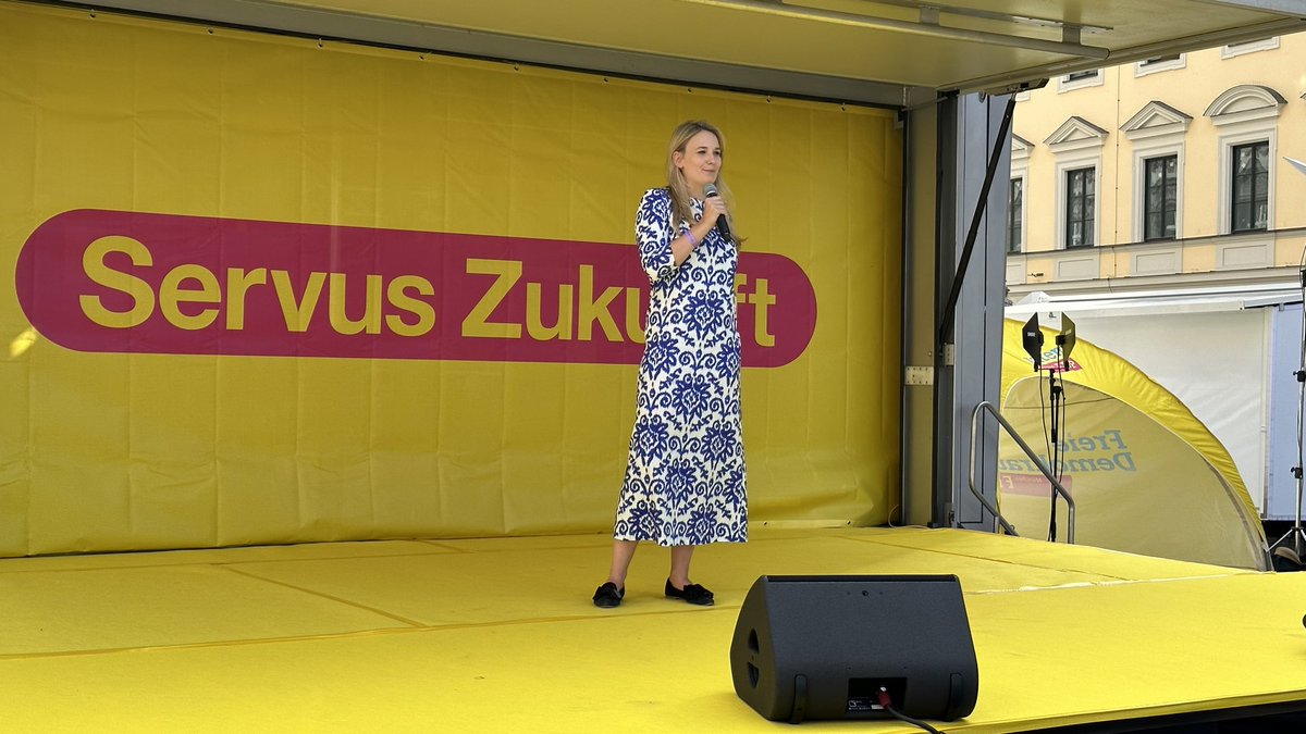 „Bei den Start-ups wollen wir deutlich mehr unterstützten“, so <a href="/JenniferKaiser9/">Dr. Jennifer Kaiser-Steiner</a> bei unserem Wahlkampf Kickoff auf dem Odeonsplatz.