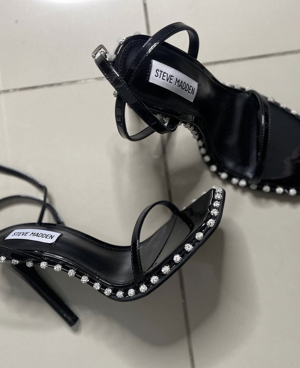 zanele_01's tweet photo. These are back instore ladies 🫶🏾 https://t.co/OtxQMDQgEG