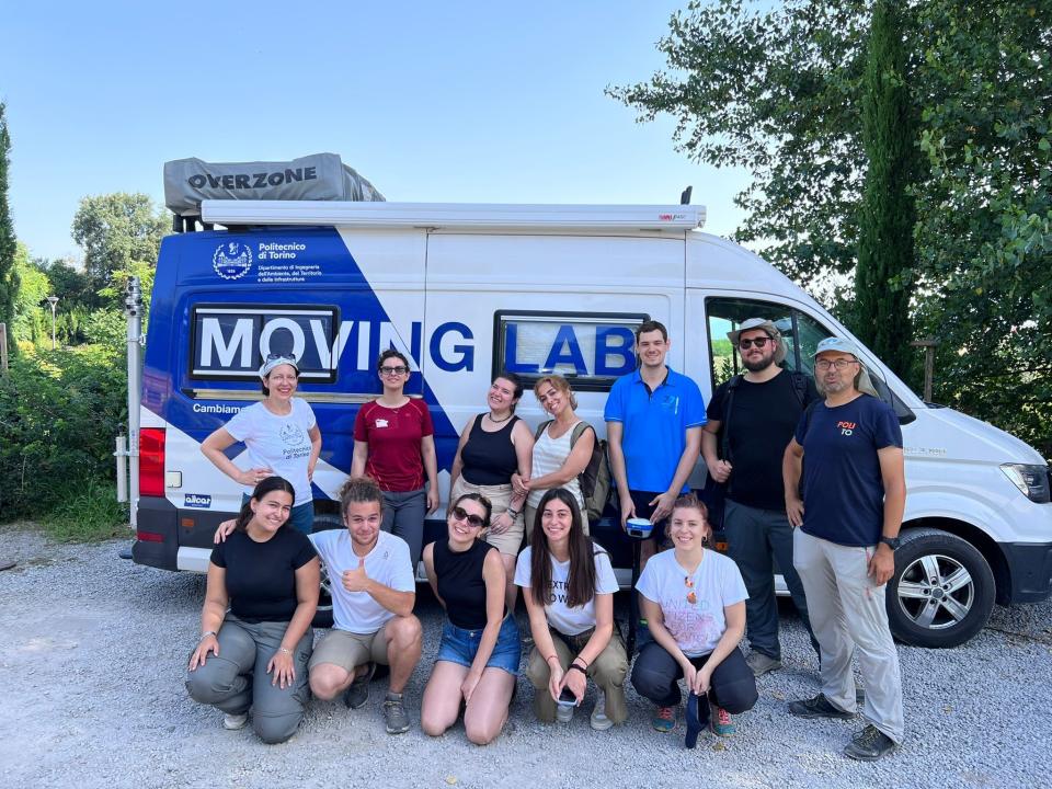 PoliTOnews's tweet photo. Una settimana di formazione sul campo al Parco Archeologico di Pompei per il #TeamDirect del #PoliTO per sperimentare tecniche della Geomatica per la documentazione metrica 3D in campo archeologico
#PoliFlash #TeamStudenteschi @DIATI_poliTO #DAD
➡ https://t.co/QfRvLftGni https://t.co/6G6giQADLc