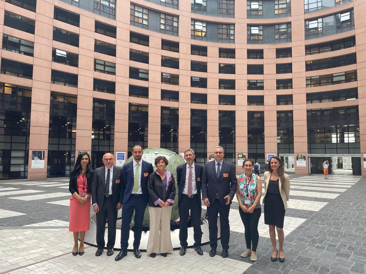Javier Carmona 🇪🇺 (@fjcarmonas) on Twitter photo Last week, we met with <a href="/DolorsMM/">Dolors Montserrat</a> & <a href="/TomislavSokol/">Tomislav Sokol</a> to share the progress of <a href="/uncan_eu/">UNCAN.eu</a> and emphasize the need for a European #CancerResearch agenda that integrates the needs and priorities from all stakeholders and supports collaborative #research in cancer.
#HorizonEU Last week, we met with <a href="/DolorsMM/">Dolors Montserrat</a> & <a href="/TomislavSokol/">Tomislav Sokol</a> to share the progress of <a href="/uncan_eu/">UNCAN.eu</a> and emphasize the need for a European #CancerResearch agenda that integrates the needs and priorities from all stakeholders and supports collaborative #research in cancer.
#HorizonEU