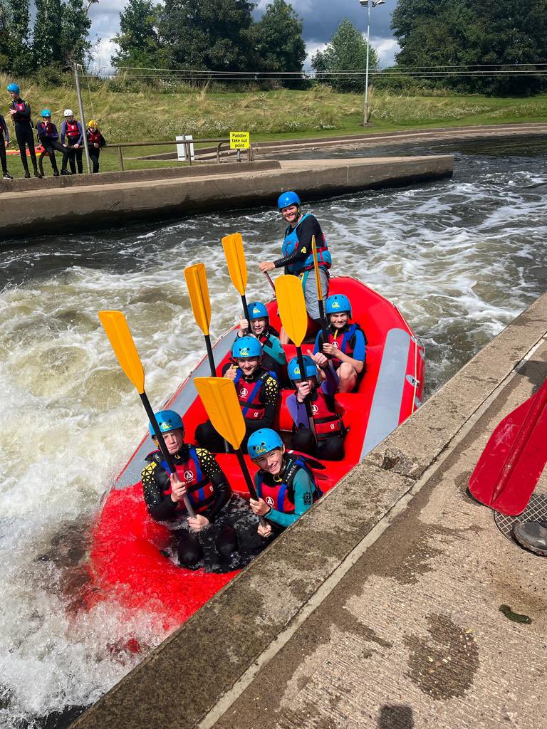holmfirthhigh's tweet photo. Today 37 Year 9 pupils took part in some white water rafting at the Home of National Water Sports Centre -at Holme Pierrepont Country Park! A great day
#ActivitiesWeek2023 https://t.co/YKUUqyAdHs