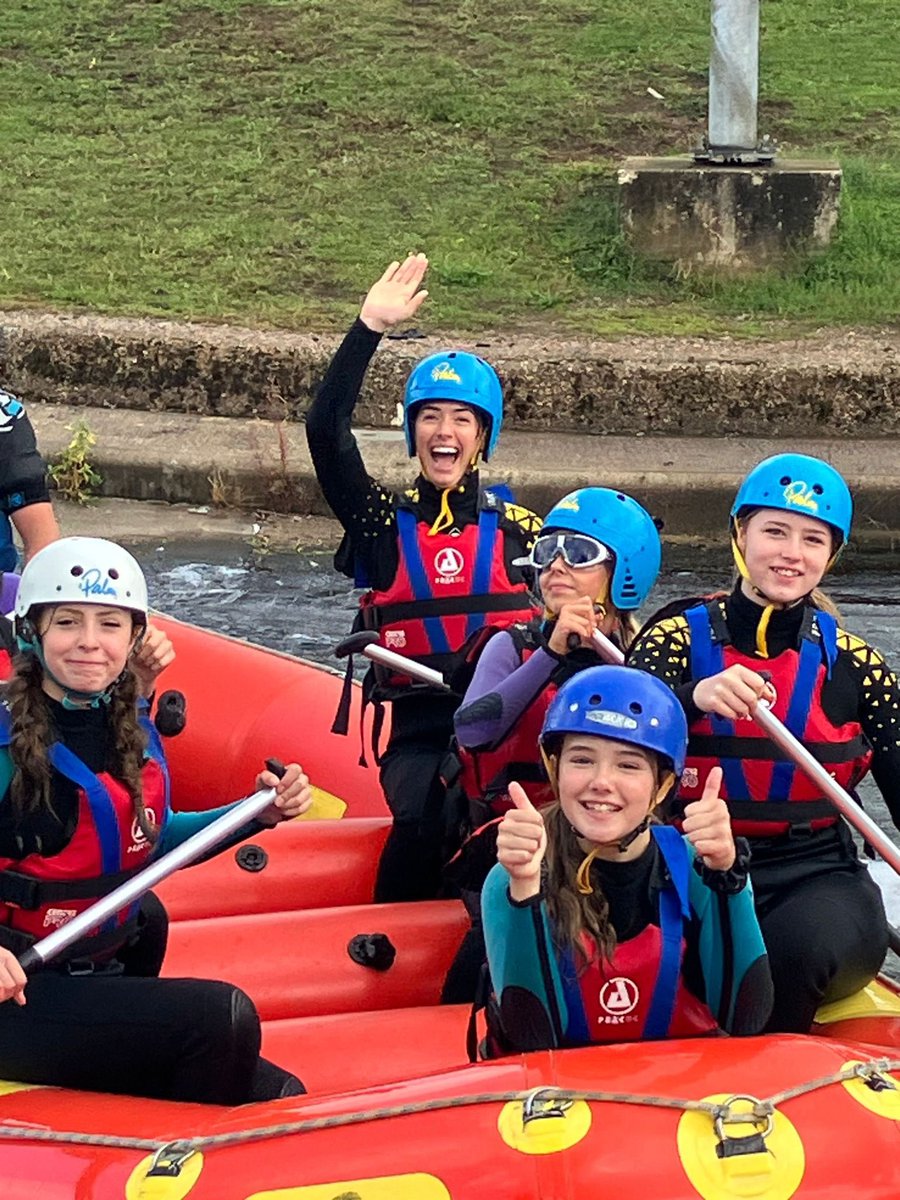 holmfirthhigh's tweet photo. Today 37 Year 9 pupils took part in some white water rafting at the Home of National Water Sports Centre -at Holme Pierrepont Country Park! A great day
#ActivitiesWeek2023 https://t.co/YKUUqyAdHs