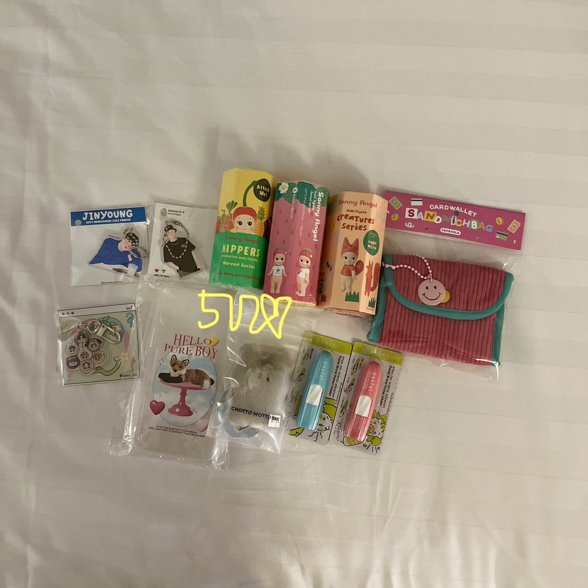 502Null's tweet image. huge thanks to everyone who trusted me w my first jastip !! you guys rock &amp;lt;3