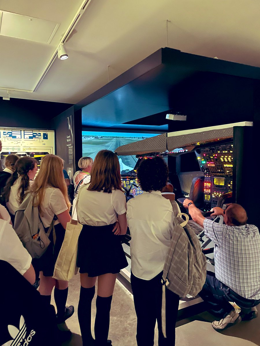 CaldicotDcf's tweet photo. #GirlsIntoTech day inspiring Yr8&9 girls into aviation! Fab workshop using maths & problem solving skills, a tour of the last ever Concorde and an impromptu meet & greet with an ex Concorde pilot! 👏🏻 🤩 👩✈️ 🖥️ ✈️ #GirlsInSTEM #DCF #DigitalSkills #CaldicotDCF #AerospaceBristol https://t.co/GCOmvUSB6V