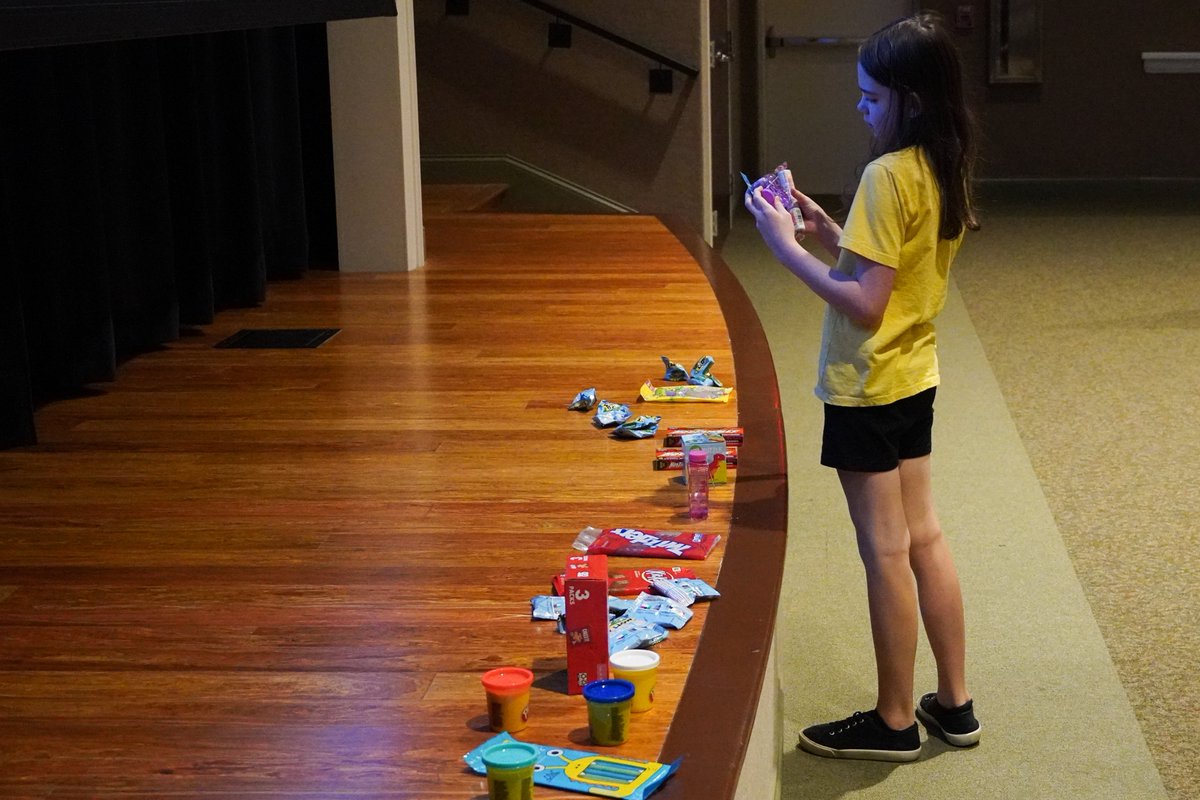laurellibrary's tweet photo. Our young explorers had a fin-tastic time discovering fascinating facts about sharks while playing thrilling rounds of Shark Bingo. 🦈🌊
…
#LaurelLibrary #PublicLibraries #LondonKY #SharkBingo #FunAndGames #SummerReading #KidsBingo https://t.co/XTzjyiAHTJ