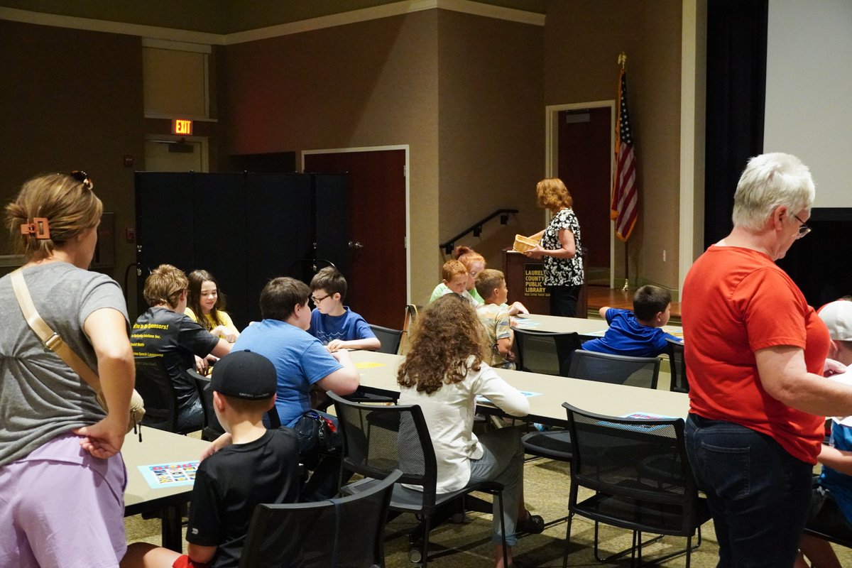 laurellibrary's tweet photo. Our young explorers had a fin-tastic time discovering fascinating facts about sharks while playing thrilling rounds of Shark Bingo. 🦈🌊
…
#LaurelLibrary #PublicLibraries #LondonKY #SharkBingo #FunAndGames #SummerReading #KidsBingo https://t.co/XTzjyiAHTJ