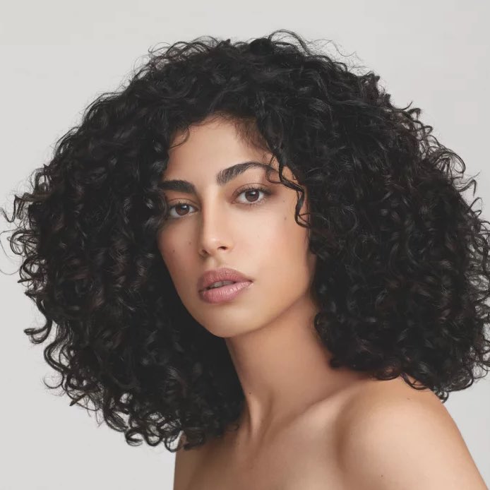 PopBase's tweet photo. Mina el Hammani will return as Nadia in Season 8 of ‘Elite.’ https://t.co/QRHSw8Mmpd