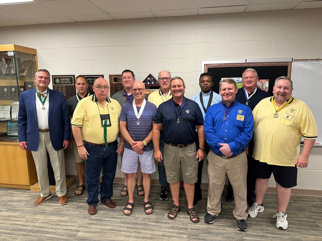 KnightsSFA's tweet photo. We're proud to share our newly-installed Council Officers for the 2023-24 Fraternal year! We're excited to see where this group of men take us in the next 12 months!

#catholic #westdesmoines #stfrancis #knights #knightsofcolumbus https://t.co/XfeHnQXJDQ