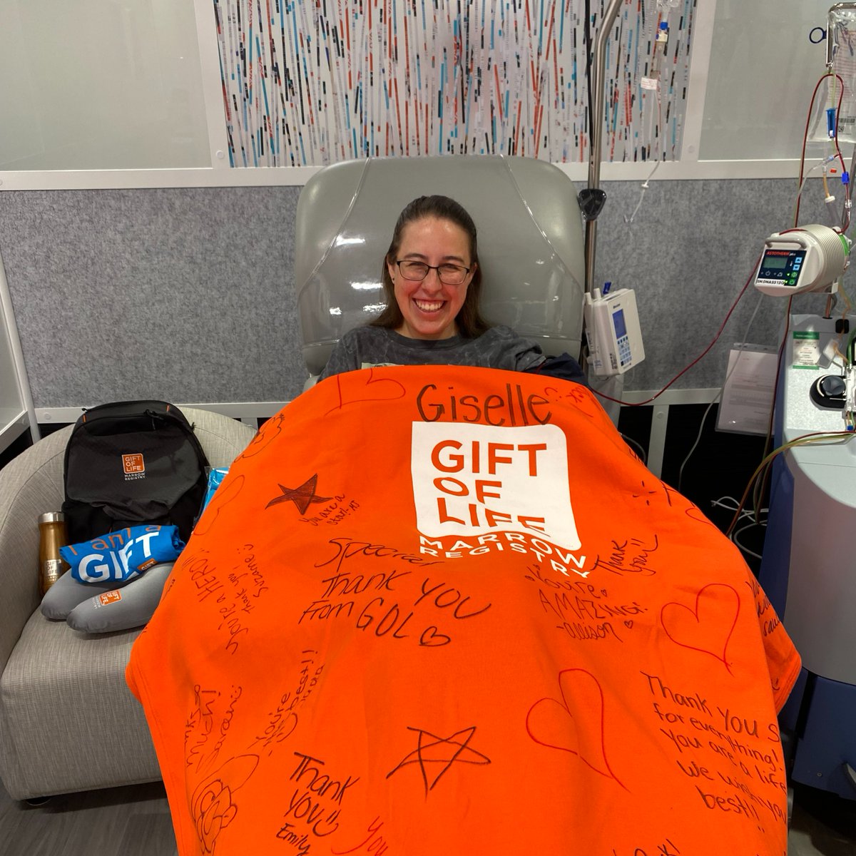 Today's hero is Giselle!

This recent graduate of vet tech school donated stem cells with us to help cure a patient battling blood cancer.

Giselle flew down to Florida with her best friend to #DonateInParadise.

Thank you hero!

#GOLHero #StemCellDonor
