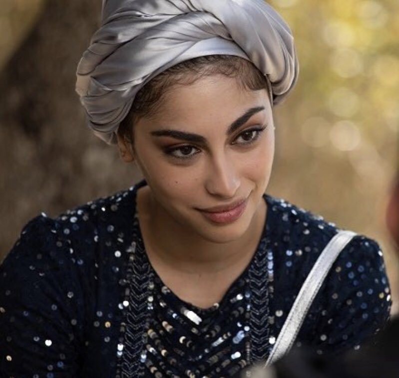 EliteNetfllix's tweet photo. 🚨ÉLITE foi renovada para 8T.
com o retorno de ‘Mina El Hammani’ nossa querida ‘Nadia’🧕🏼✨ https://t.co/og5SIE7Nbu