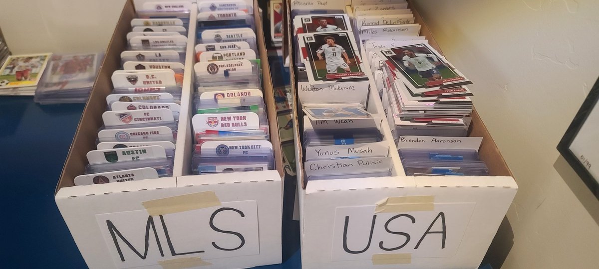 Cleanout day!
My card corner is busting at the seams! Help me help you!
6x9 bubble mailer full of whatever u want for $15 shipped. 
Womens soccer
Usa men soccer
MLS
Mexico soccer
Int'l soccer stars
NBA
MLB
NFL
Guaranteed way over the $15 value. https://t.co/X24m3jf93E