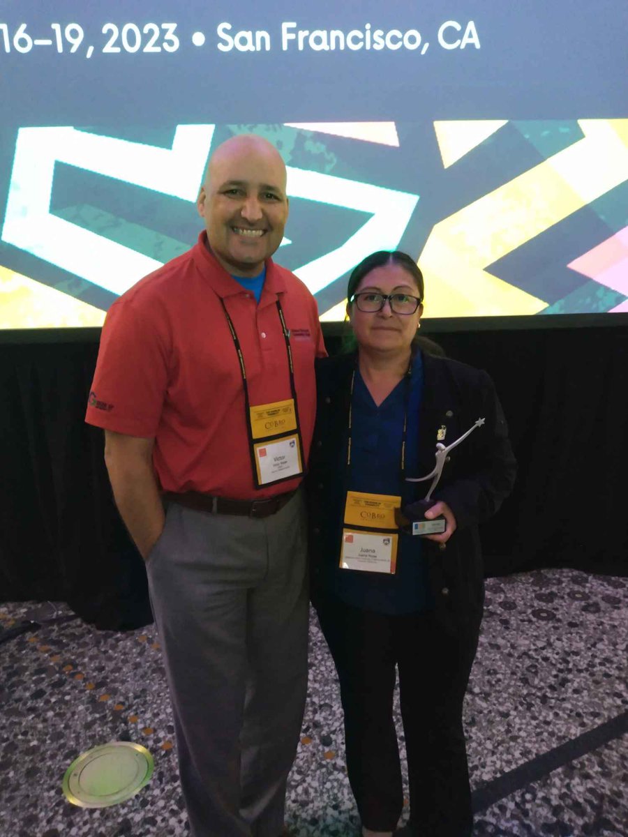 We’re twinning once again! 2023 GEAR UP Family Leader of the Year, Juana Rojas &amp; our 2021 GEAR UP Professional Professional of the Year, Victor Rojas! 🌟Congratulations, Juana! 🎉 #GUCon #GEARUPWorks <a href="/edpartnerships/">NCCEP</a>