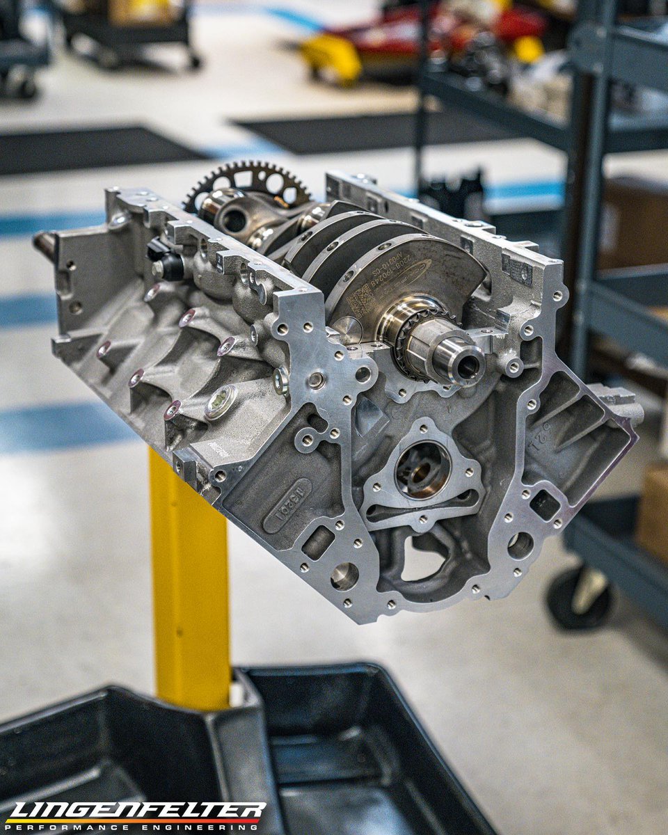LingenfelterLPE's tweet photo. Another #Lingenfelter 427 #EliminatorSpec #LS is on its way over to @KindigitDesigns for @DaveKindigit to drop in a #CF1 Roadster!
#LPE #Kindigit #LingenfelterBuilt #LingenfelterPower #KindigitDesign #LSswap #LSswaptheworld #427CI #Corvette https://t.co/nasPlH1ZYY