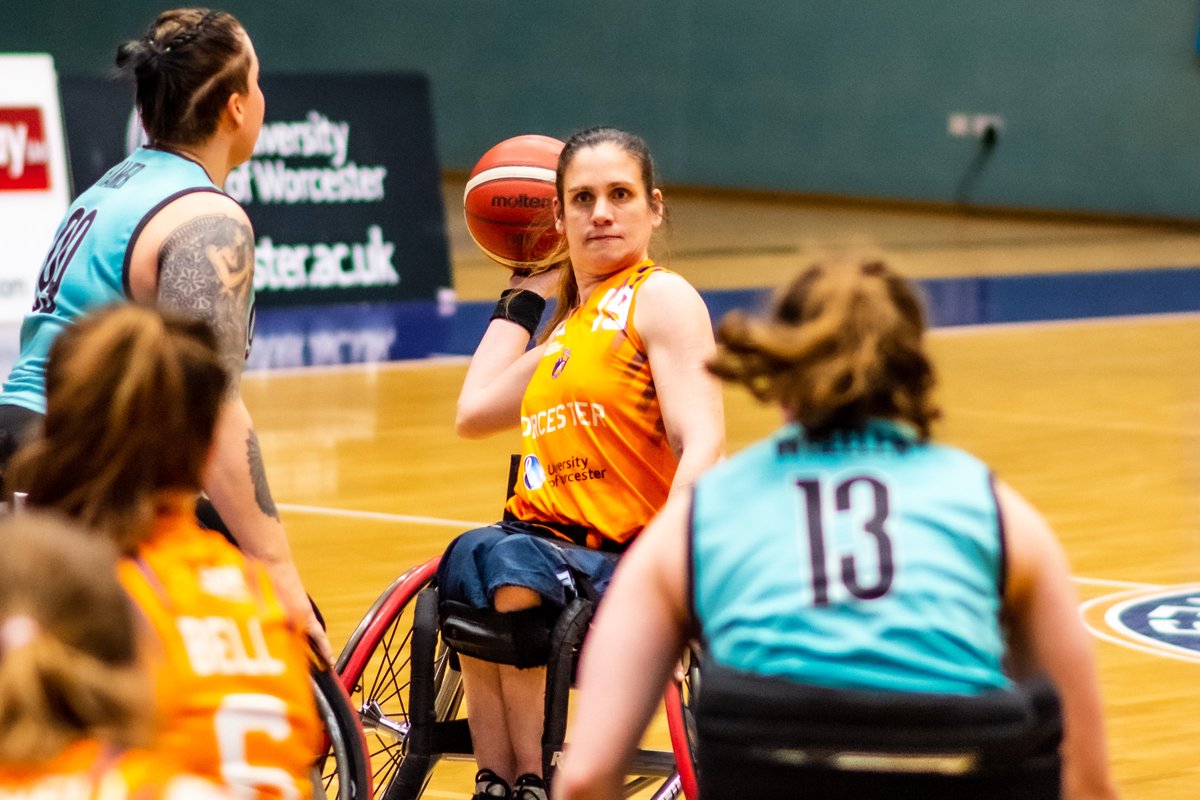 WBPLWolves's tweet image. 🏀PLAYER FOCUS🏀

#19 JENNI TOASE

📸Dave Dunbar/Worcester Wolves

#WolfPack #BWBWPL #PartOfThePack