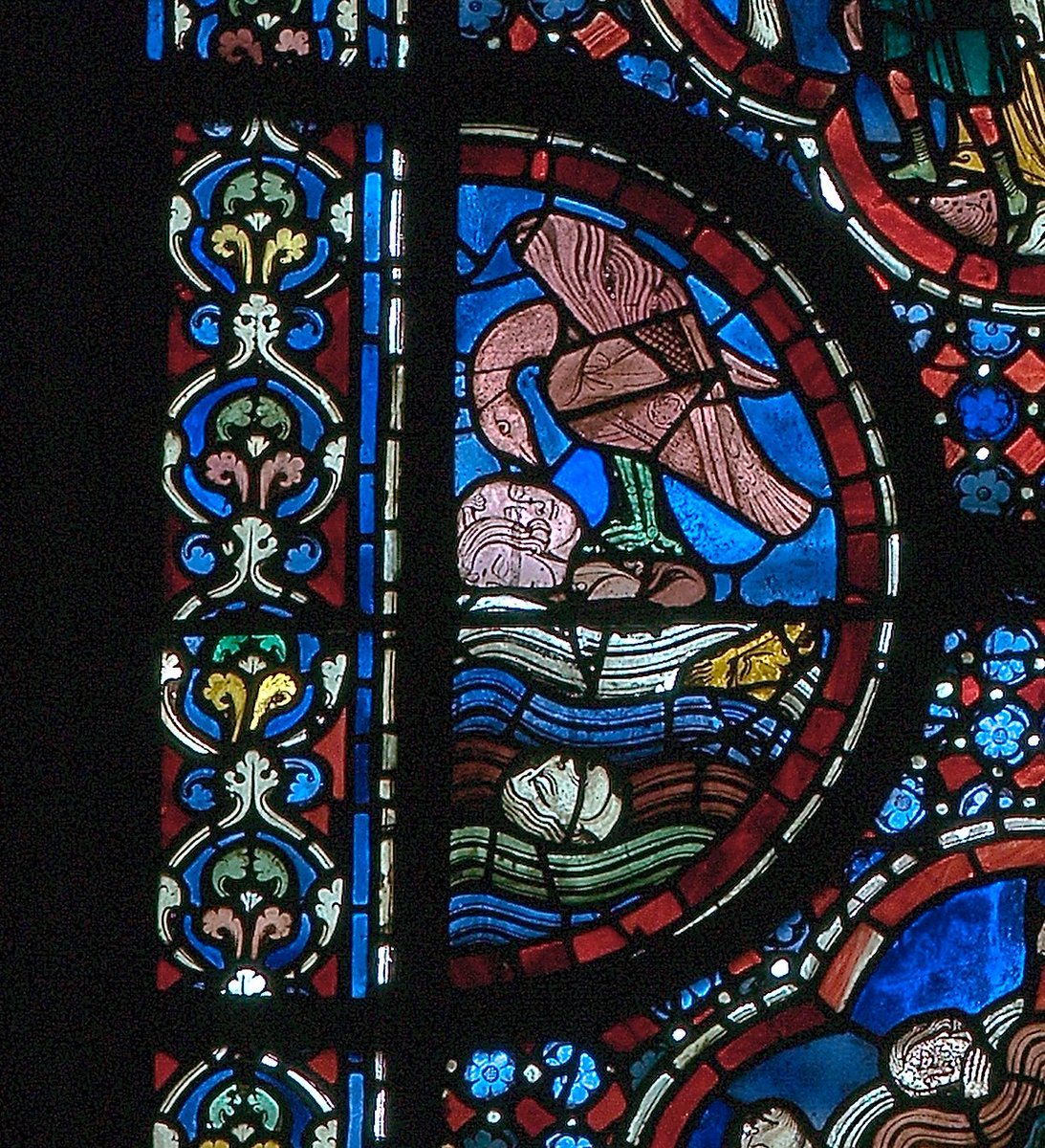 Centre international du Vitrail de Chartres tweet media