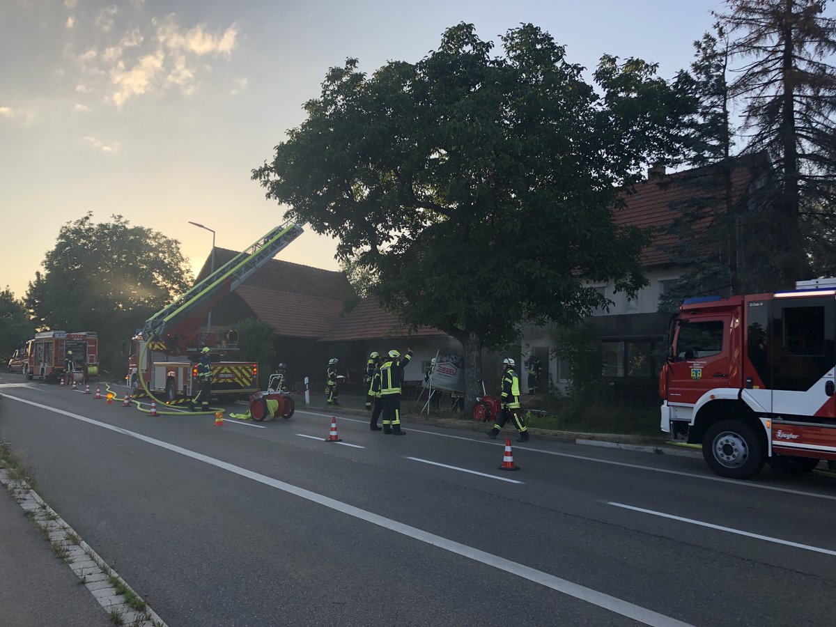 ffwlorch's tweet photo. Diese Woche ging es zur gemeinsamen Übung mit der Feuerwehr Pfahlbronn...
Infos und Bilder unter https://t.co/Cb0Nlt9bri
#ffwlorch #lorch #feuerwehr #wirfürlorch #pfahlbronn #gemeinsamsindwirstark #ehrenamtverbindet #überlandhilfe https://t.co/dZ3wdMzhwb