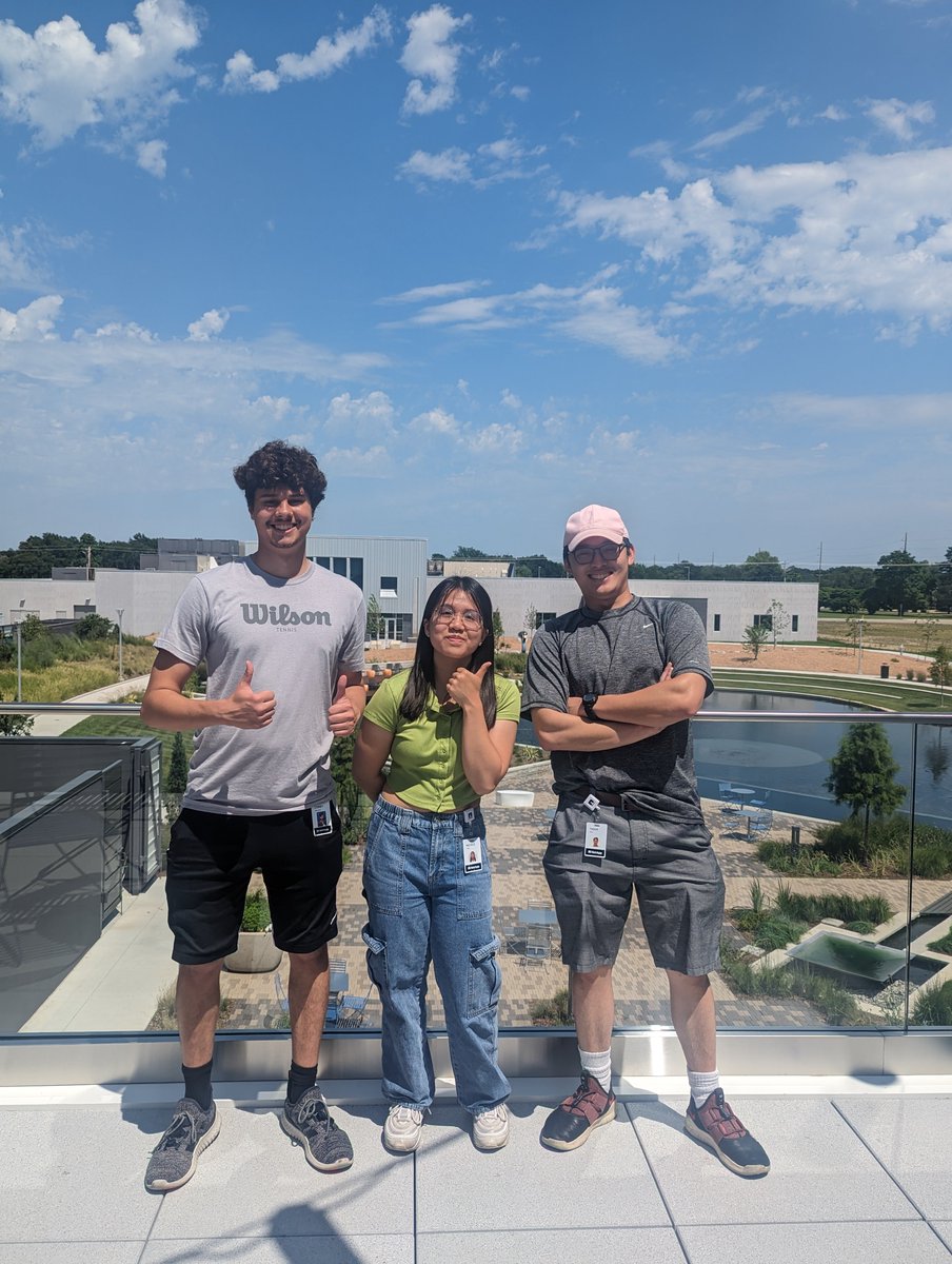 WSUEngineering's tweet photo. Earlier this week, some of our #CoE students who are working at @NetApp gave us a tour! We got to see the amazing facility that’s housed on our Innovation Campus, as well as its eye-catching views.🥇💚#WichitaState #WSUengineering #WSUviews https://t.co/tmm09ZZDHA