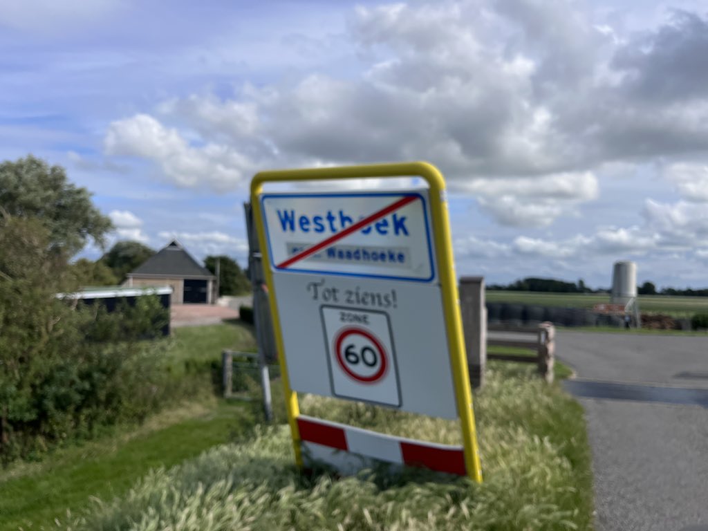 douwegerlof's tweet photo. De jaarlijkse Exodus naar de @zwartecross is begonnen! #zcleven #zc23 https://t.co/qwebxvQlkJ